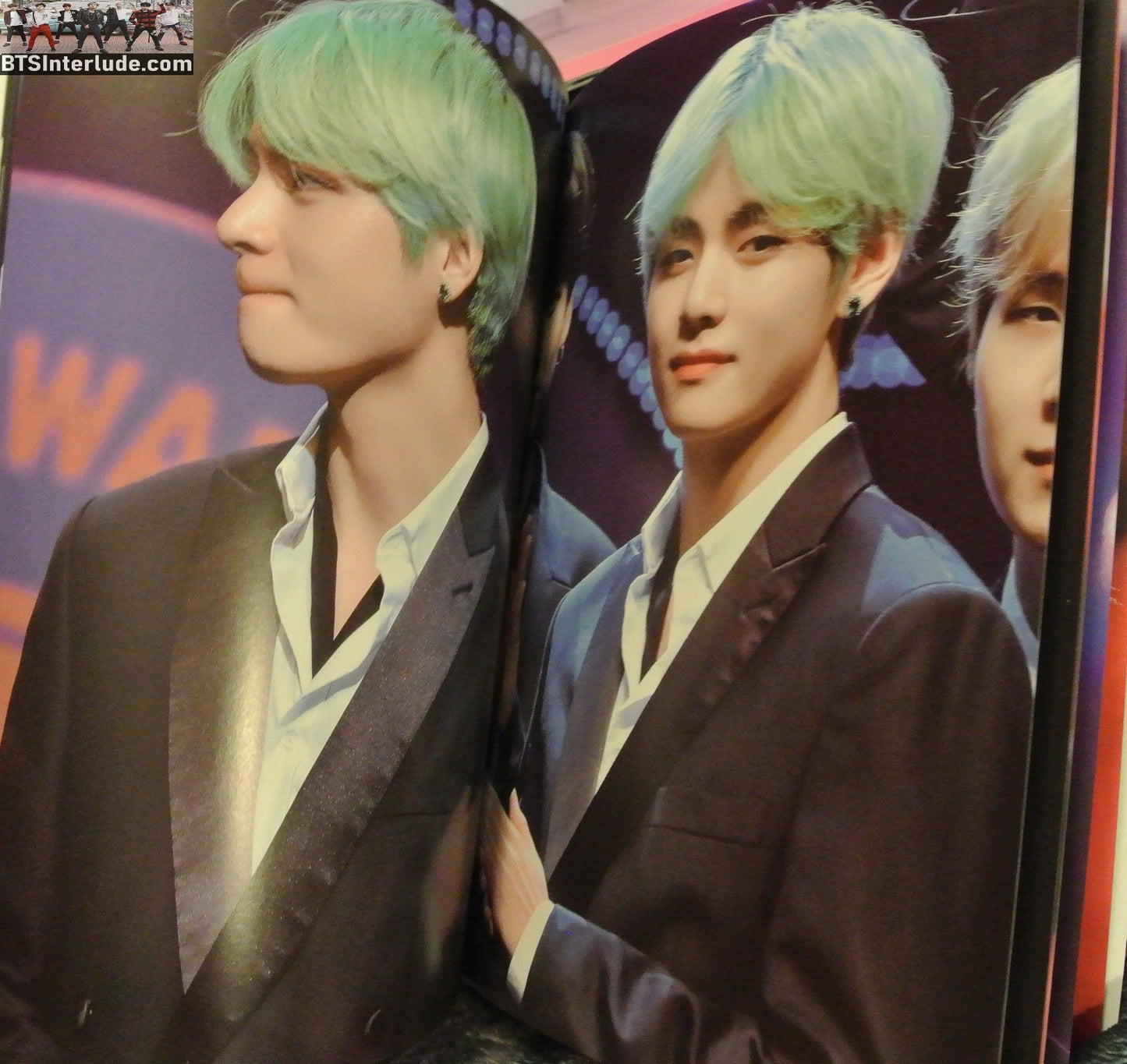 BTS BOOK FANSITE V KIM TAEHYUNG 김태형 PHOTOBOOK REDDISH BLUE SWEETNER V FANSITE PHOTO BOOK 32 PAGES FANSIGN CONCERTS