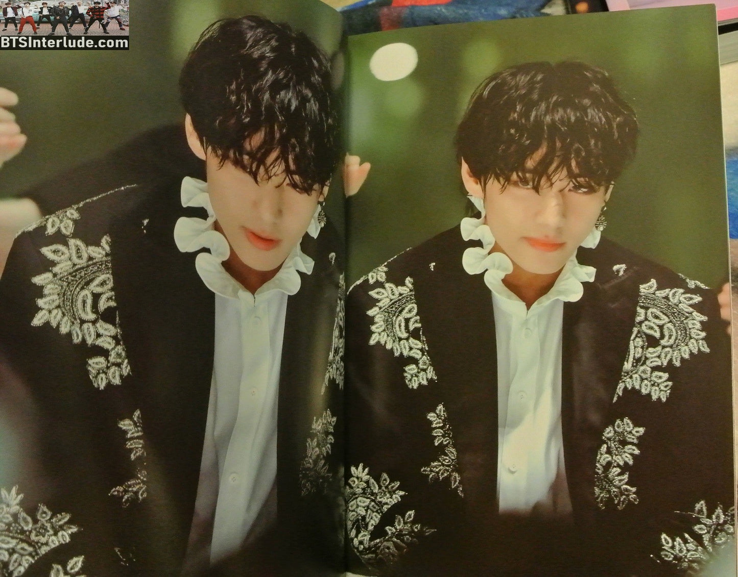 BTS BOOK FANSITE V KIM TAEHYUNG 김태형 PHOTOBOOK REDDISH BLUE SWEETNER V FANSITE PHOTO BOOK 32 PAGES FANSIGN CONCERTS