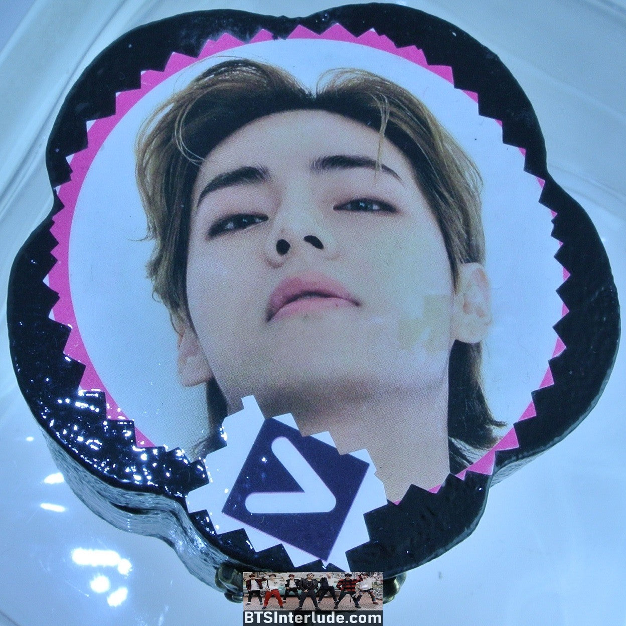 BTS BOX CLOVER V KIM TAEHYUNG PHOTOS CLOSEUP CLOVER JEWELRY TRINKET