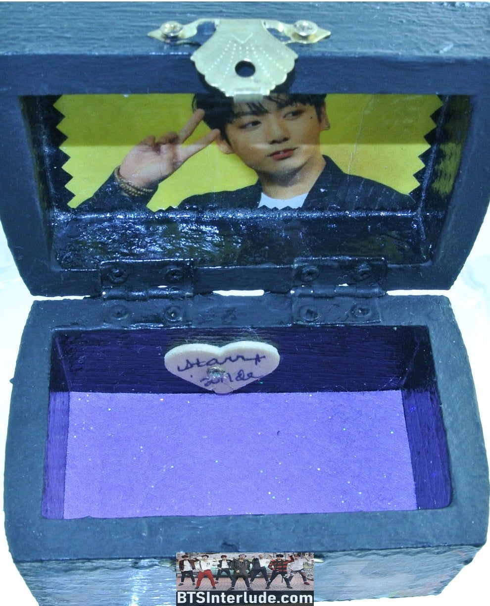 BTS BOX SMALL JEON JUNGKOOK 2 SHOT TOP JEWELRY TRINKET TREASURES GOLD CLASP