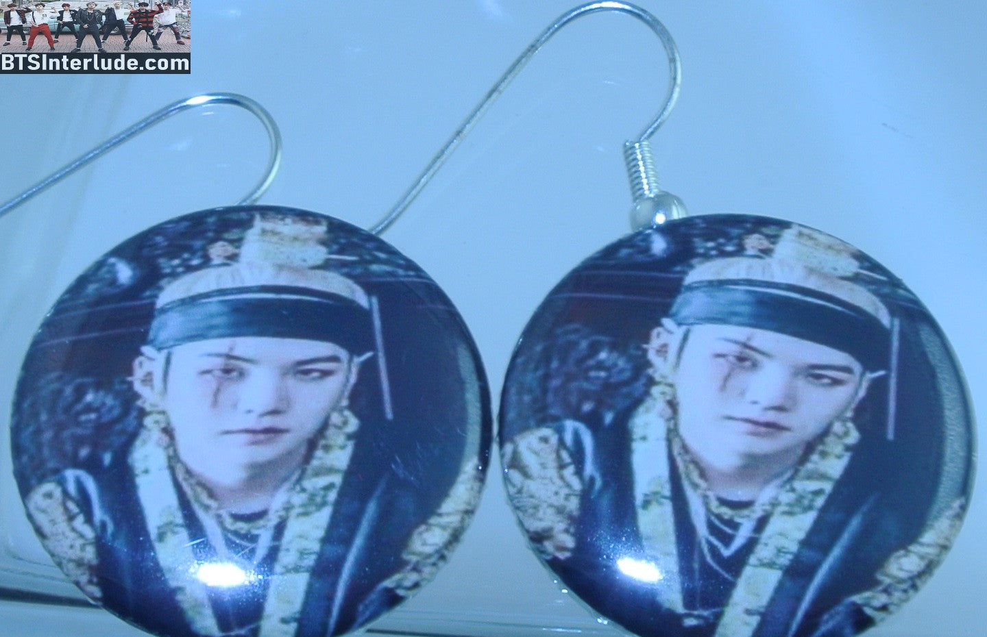 BTS EARRINGS BUTTON SUGA MIN YOONGI 민윤기 2 IN 1 AGUST D THRONE PIERCED OR CLIPS DANGLE DROP