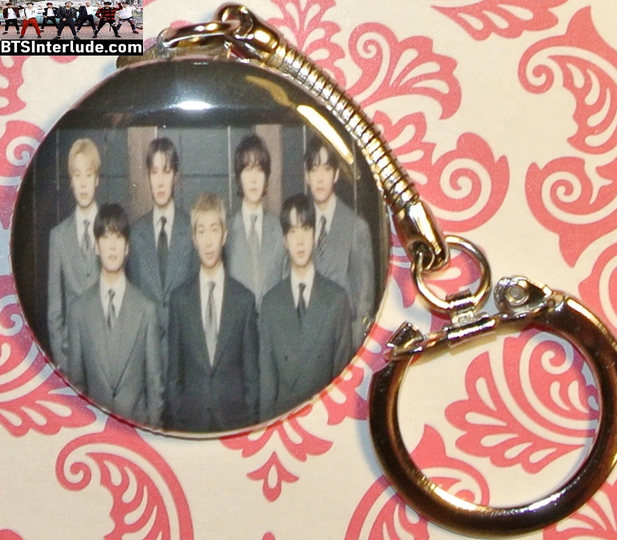 BTS KEYCHAIN BUTTON GROUP ARIRANG GREY SUITS 방탄소년단 JUNGKOOK V JIMIN RM J-HOPE SUGA JIN KEYRING KEY CHAIN RING