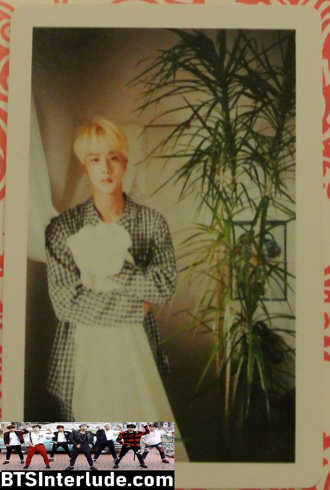 BTS PHOTOCARD FANSITE JIN KIM SEOKJIN 김석진 BLOND HAIR BLACK WHITE CHECKED SHIRT PHOTO CARD PC