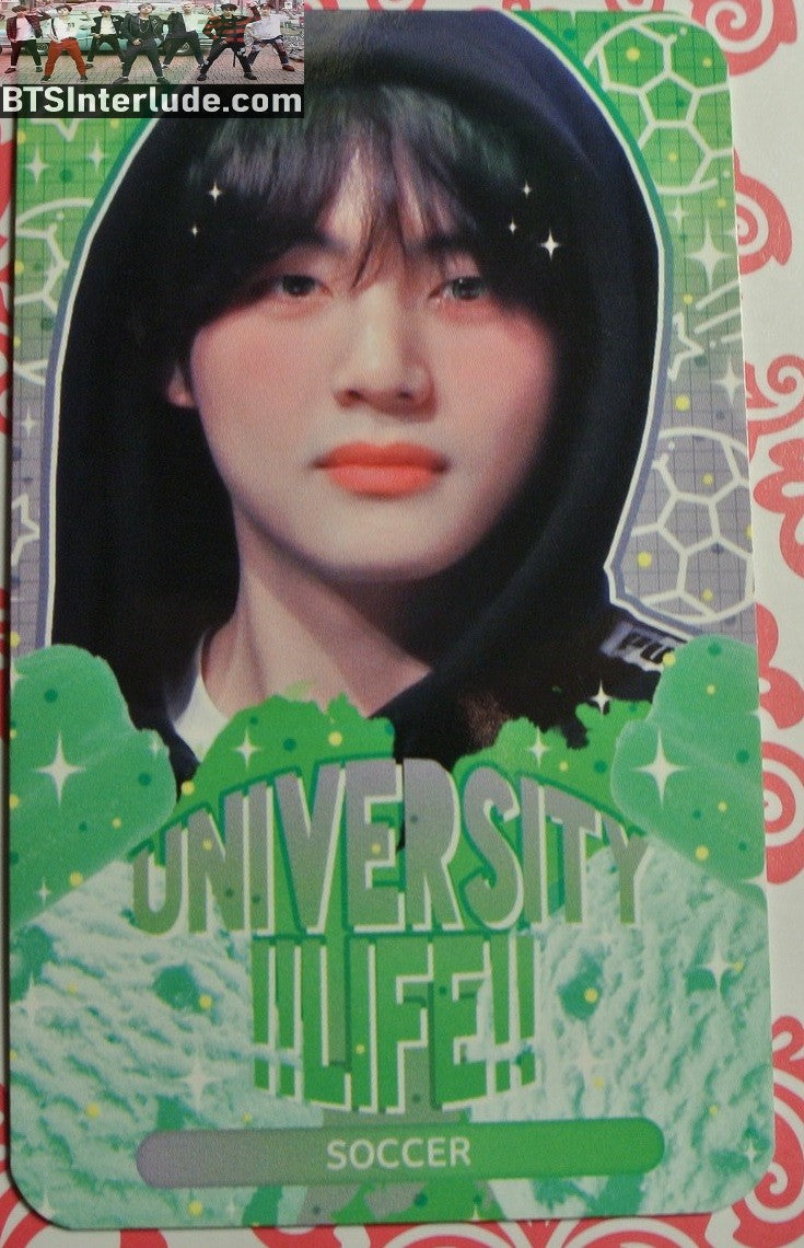 BTS PHOTOCARD FANSITE V KIM TAEHYUNG 김태형 UNIVERSITY LIFE SOCCER FANSITE BLACK HOODIE PHOTO CARD