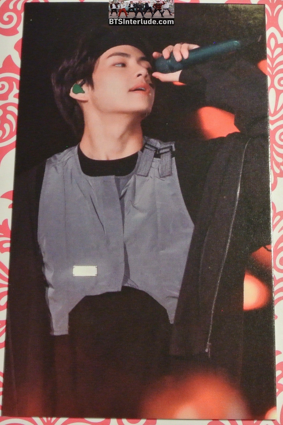 BTS PHOTOCARD V KIM TAEHYUNG BLACK HOODIE GREY VEST CONCERT BANDANA ORACLE V FANSITE