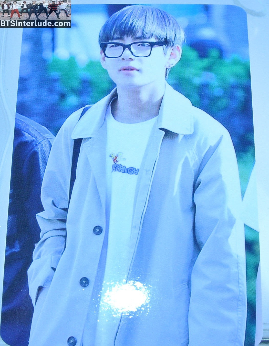 BTS PHOTOCARD FANSITE V KIM TAEHYUNG 김태형 TAN JACKET GLASSES VELICITAS FANSITE ONE OF A KIND PHOTO CARD