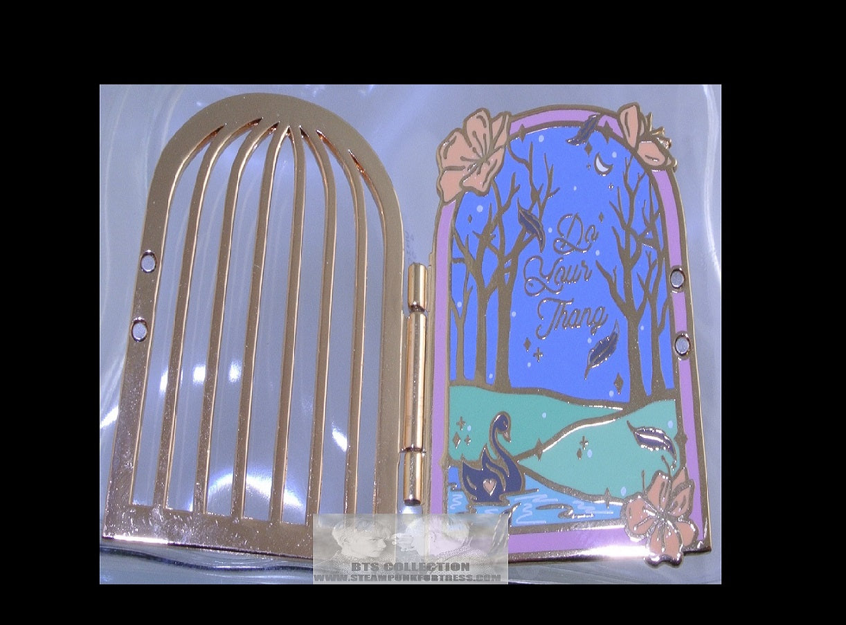 BTS PIN ENAMEL GOLD BLACK SWAN THEME CAGE OPENS THE NICE NOONA PINS JUNGKOOK V JIMIN RM J-HOPE SUGA JIN BADGE BUTTON