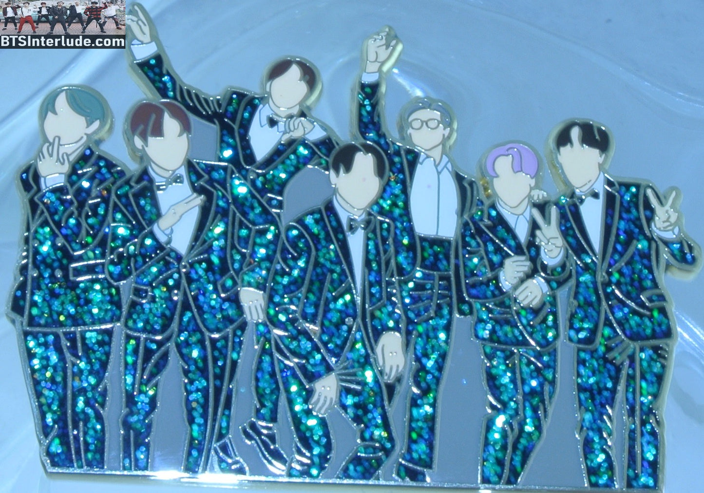 BTS PIN ENAMEL GOLD GROUP 2019 GRAMMY AWARDS SPARKLE BLACK SUITS 방탄소년단 JUNGKOOK V JIMIN RM J-HOPE SUGA JIN BADGE BUTTON