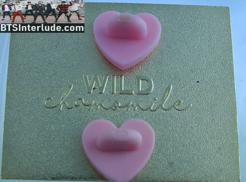 BTS PIN ENAMEL GOLD GROUP RELIEF TO HAVE EACH OTHER SELFIE WILD CHAMOMILE PINS JUNGKOOK V JIMIN RM J-HOPE SUGA JIN BADGE BUTTON