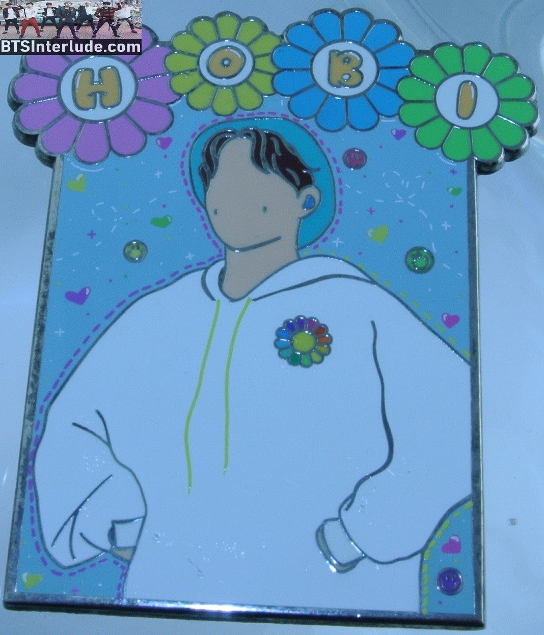 BTS PIN ENAMEL GOLD J-HOPE JUNG HOSEOK 정호석 HOPE WORLD FLOWERS BLUE BACKGROUND PASTELS XL BADGE BUTTON