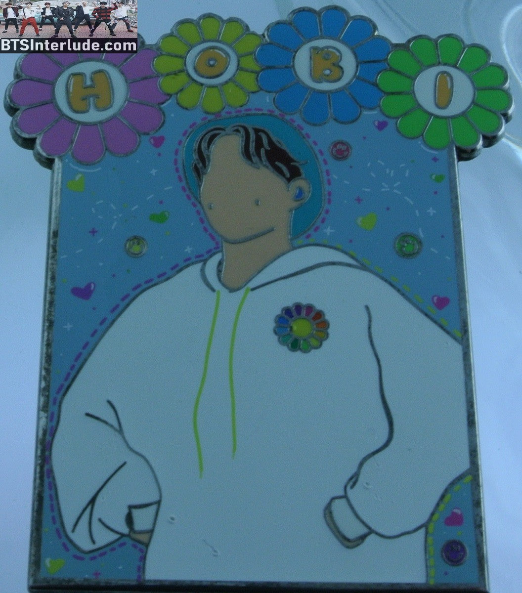 BTS PIN ENAMEL GOLD J-HOPE JUNG HOSEOK 정호석 HOPE WORLD FLOWERS BLUE BACKGROUND PASTELS XL BADGE BUTTON