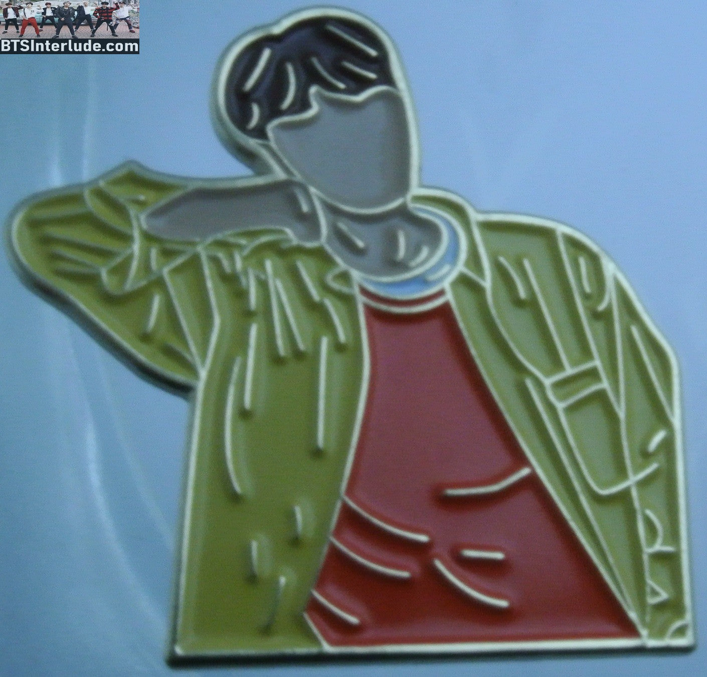 BTS PIN ENAMEL GOLD JIN KIM SEOKJIN 김석진 DYNAMITE MUSIC VIDEO BUTTON BADGE