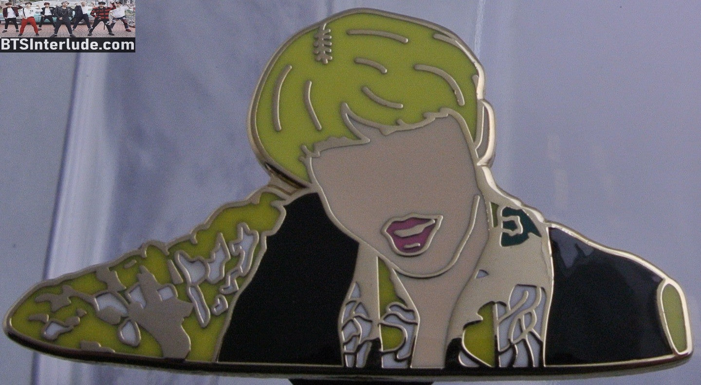 BTS PIN ENAMEL GOLD JIN KIM SEOKJIN 김석진 IDOL MUSIC VIDEO BADGE BUTTON