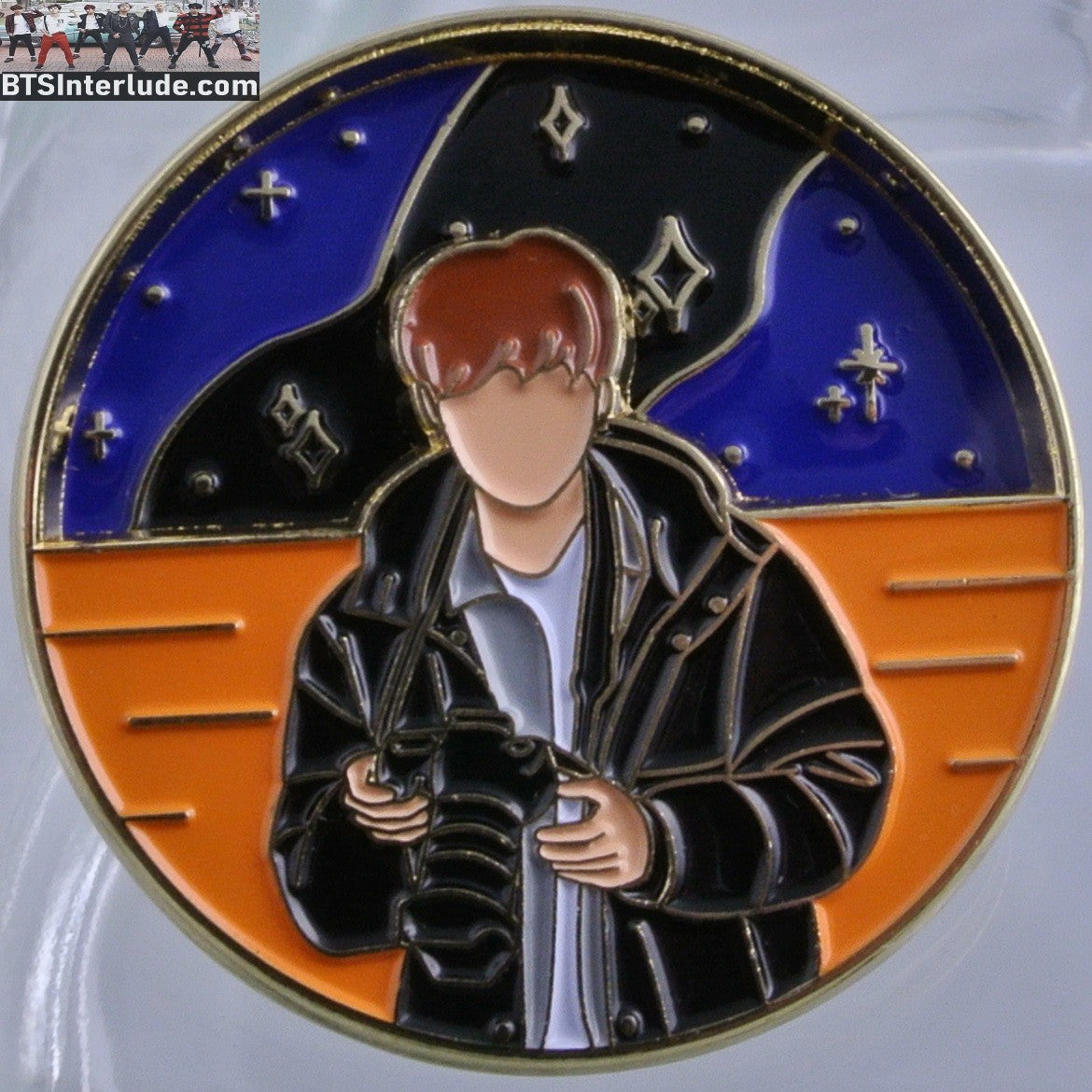 BTS PIN ENAMEL GOLD JEON JUNGKOOK 전정국 SPINNER GOLDEN CLOSET FILMS CAMERA DAY NIGHT BADGE BUTTON