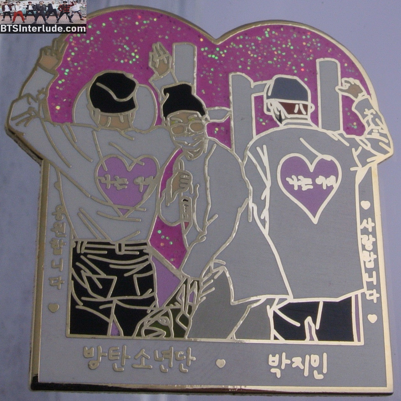 BTS PIN ENAMEL GOLD SUB-UNIT V KIM TAEHYUNG PARK JIMIN J-HOPE JUNG HOSEOK AIRPORT FASHION PENALTY RUN BTS 68 SERENDIPITY PARADE PINS BADGE BUTTON