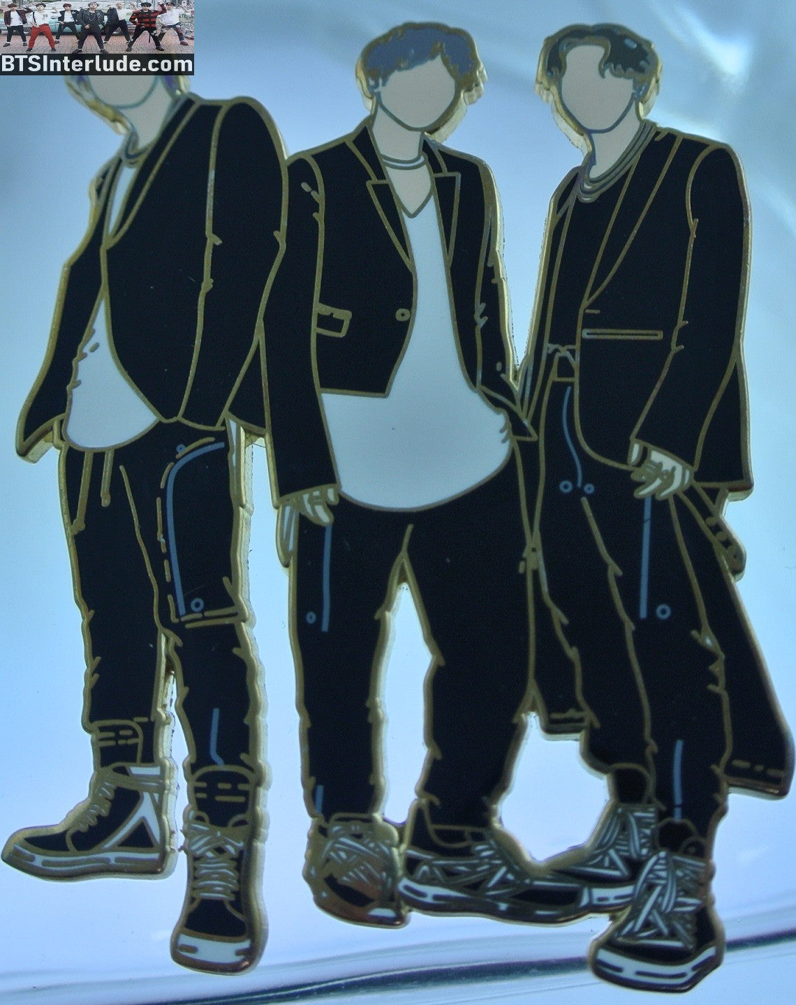 BTS PIN ENAMEL GOLD SUB-UNIT RAPLINE RM KIM NAMJOON SUGA MIN YOONGI J-HOPE JUNG HOSEOK BLACK SUITS BADGE BUTTON