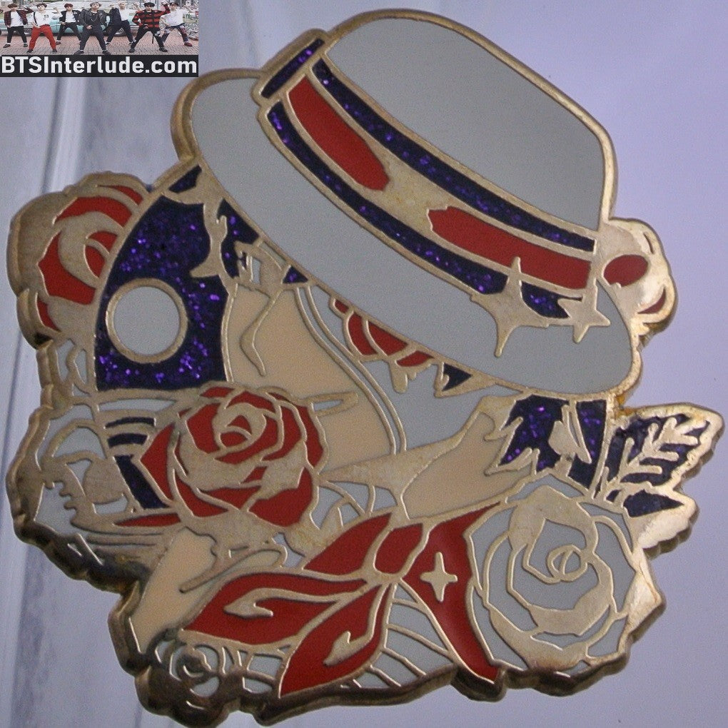 BTS PIN ENAMEL GOLD V KIM TAEHYUNG 김태형 SINGULARITY THEME CARTOON WHITE HAT RED FLOWERS MASK BADGE BUTTON