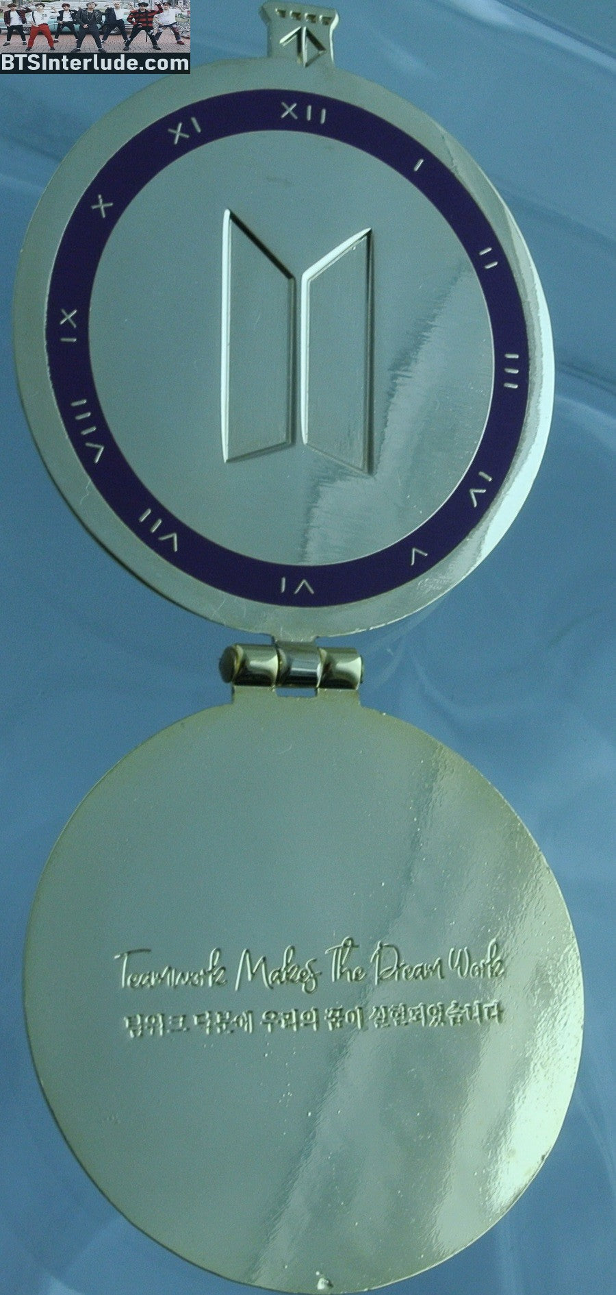 BTS PIN ENAMEL GOLD V KIM TAEHYUNG 김태형 SINGULARITY MASK POCKETWATCH OPENS ROSE BADGE BUTTON