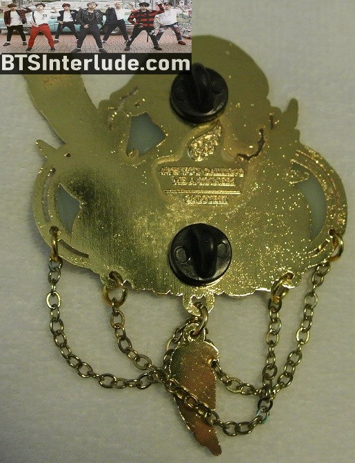 BTS PIN ENAMEL GOLD V KIM TAEHYUNG 김태형 BLOOD SWEAT TEARS BACK WINGS CHAIN DROP NICUBIII PINS BADGE BUTTON