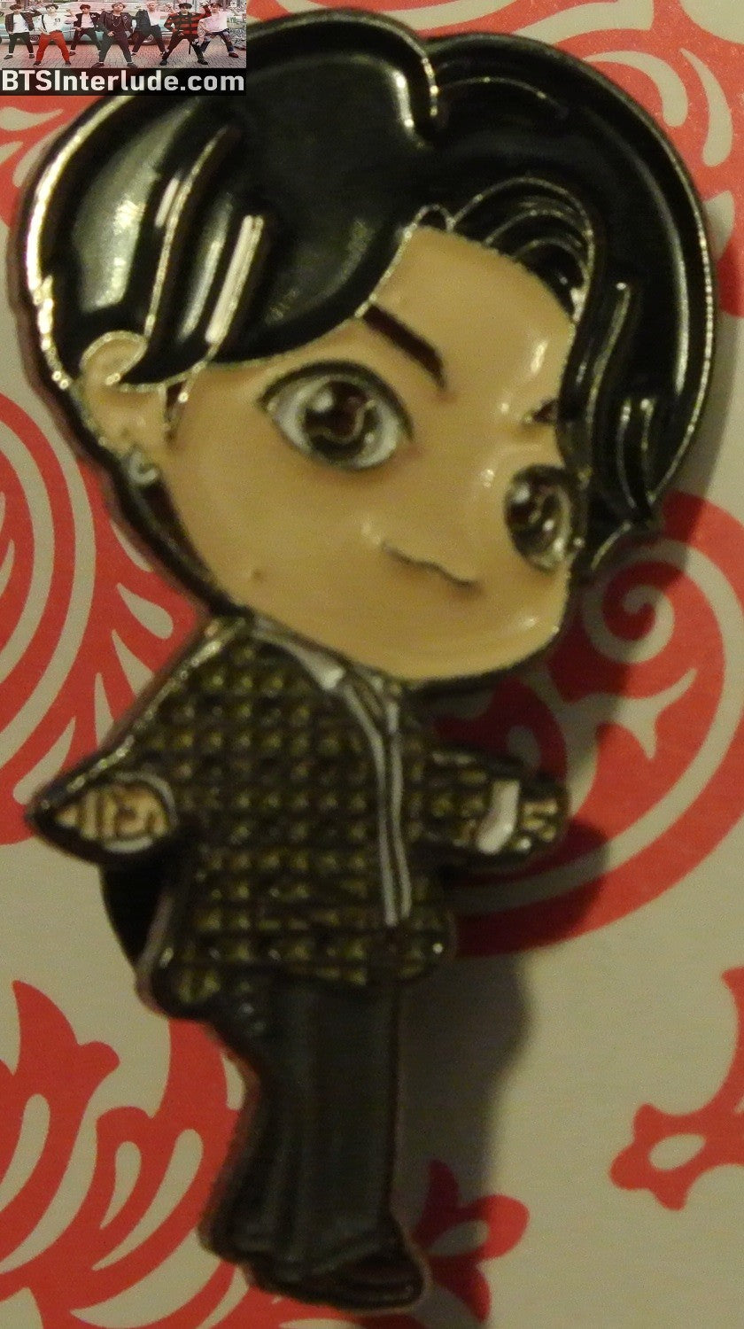 BTS PIN ENAMEL GUNMETAL JEON JUNGKOOK 전정국 DYNAMITE MUSIC VIDEO DOTS ON CHEEK BADGE BUTTON