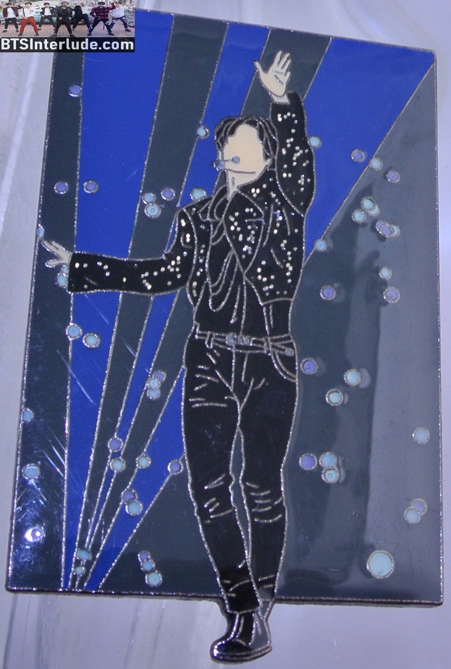 BTS PIN ENAMEL GUNMETAL JEON JUNGKOOK 전정국 FAKE LOVE 2018 MAMAS CASTLE PINS BADGE BUTTON