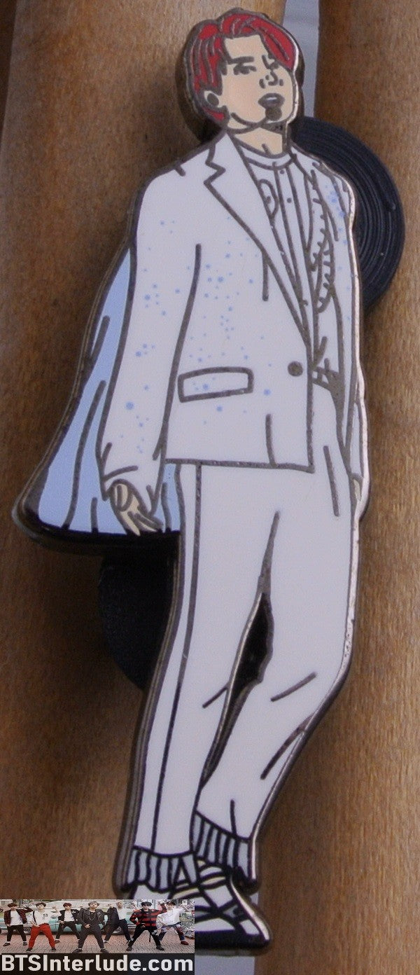 BTS PIN ENAMEL GUNMETAL JEON JUNGKOOK 전정국 2018 LOVE YOURSELF WORLD TOUR WHITE CAPE PINS OVER FLOWERS BADGE BUTTON