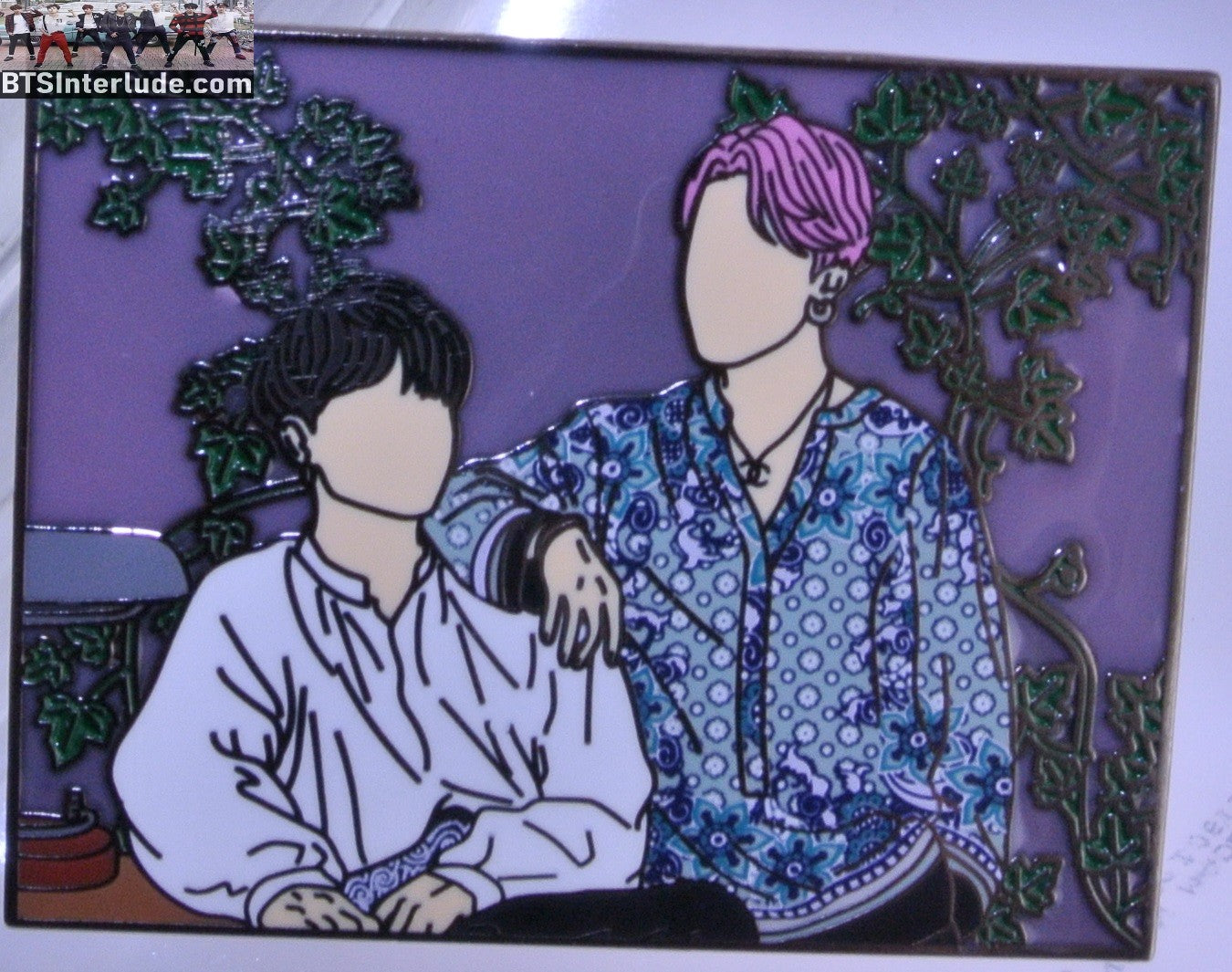 BTS PIN ENAMEL GUNMETAL SUB-UNIT JEON JUNGKOOK PARK JIMIN PURPLE BACKGROUND BADGE BUTTON