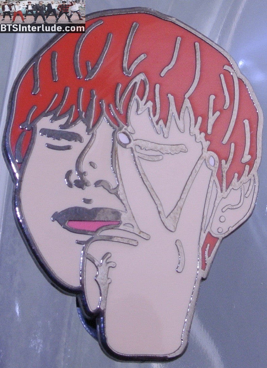 BTS PIN ENAMEL GUNMETAL V KIM TAEHYUNG 김태형 RED HAIR V SIGN OVER EYE PINS OVER FLOWERS BADGE BUTTON