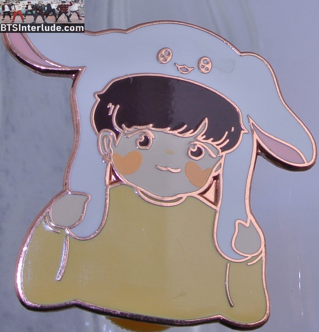 BTS PIN ENAMEL ROSE GOLD COPPER JEON JUNGKOOK 전정국 YELLOW SWEATER BUNNY EARS HAT RUN BTS EPISODE 59 60 BADGE BUTTON