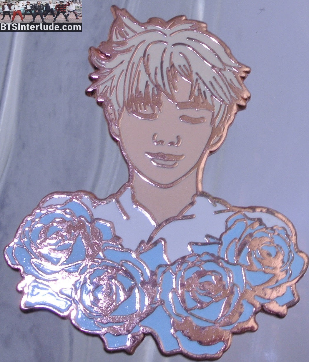 BTS PIN ENAMEL ROSE GOLD COPPER RM KIM NAMJOON 김남준 BLOND HAIR BLUE ROSES STARCANDY PINS BADGE BUTTON