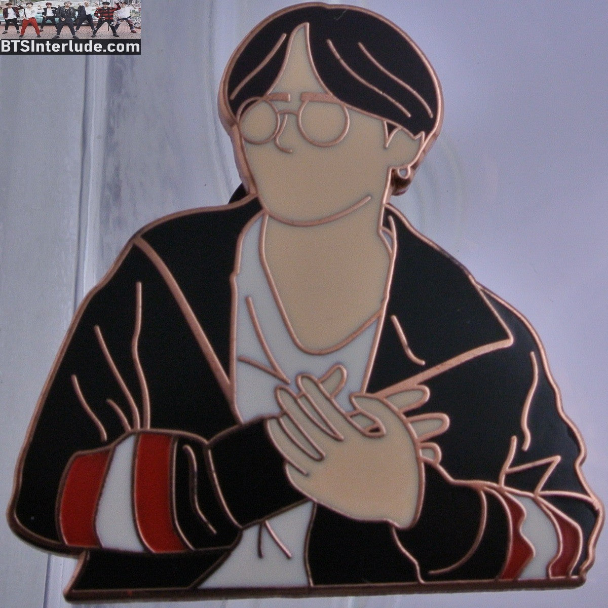 BTS PIN ENAMEL ROSE GOLD COPPER SUGA MIN YOONGI 민윤기 BLACK JACKET GLASSES UME PINS BADGE BUTTON