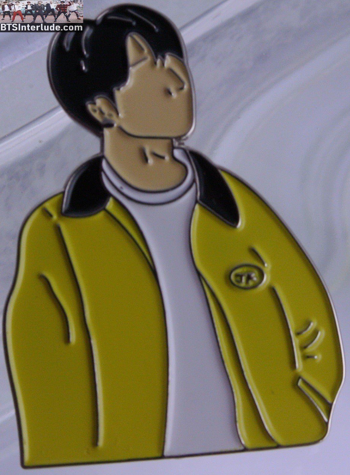 BTS PIN ENAMEL SILVER JEON JUNGKOOK 전정국 EUPHORIA YELLOW JACKET MUSIC VIDEO BADGE BUTTON