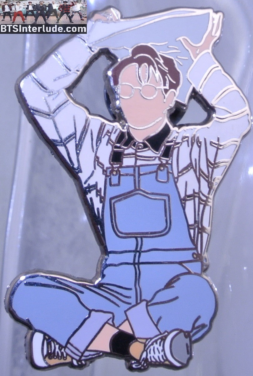 BTS PIN ENAMEL SILVER JEON JUNGKOOK 전정국 RUN BTS OVERALLS PILLOW BADGE BUTTON