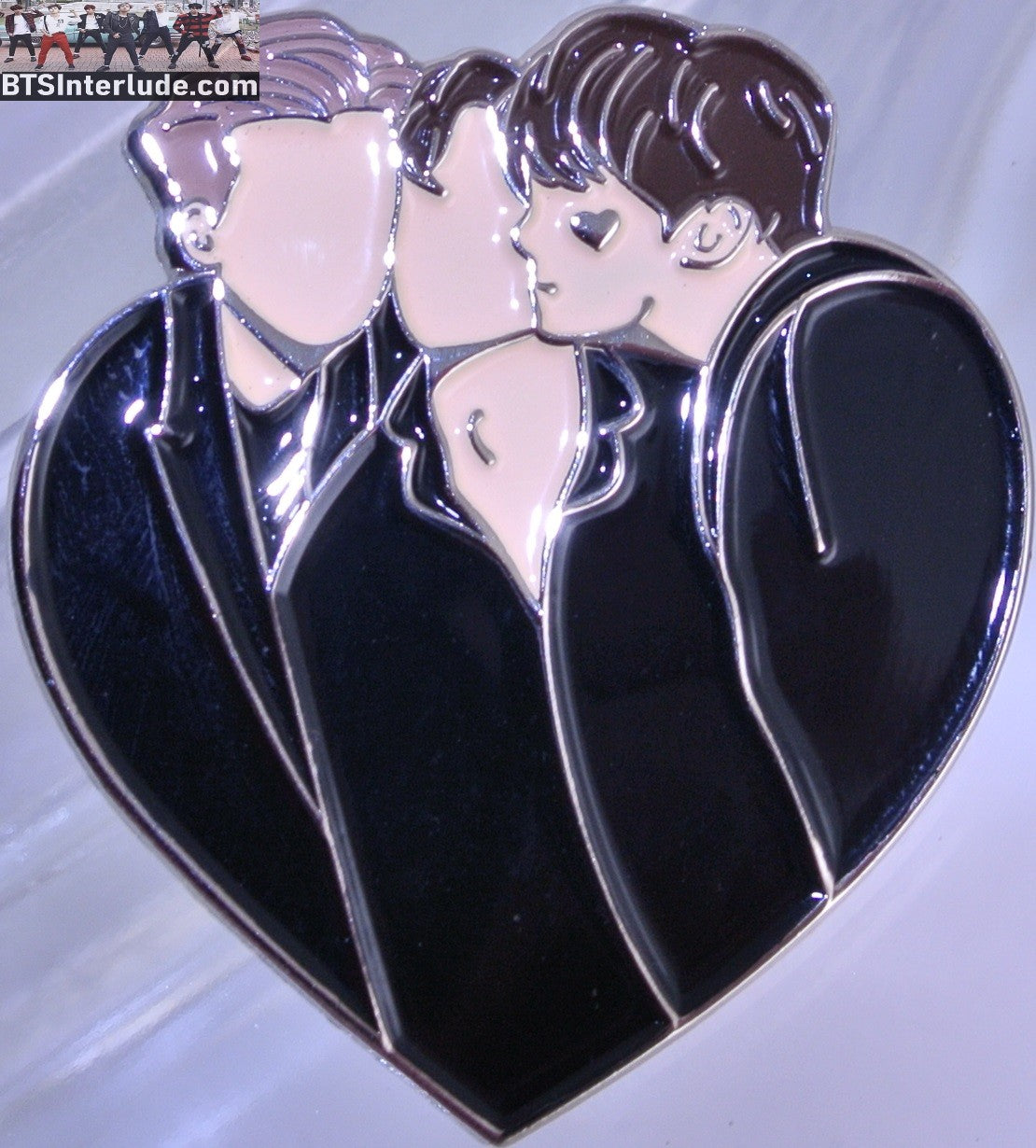 BTS PIN ENAMEL SILVER SUB-UNIT RM KIM NAMJOON V KIM TAEHYUNG J-HOPE JUNG HOSEOK BLACK HEART BADGE BUTTON
