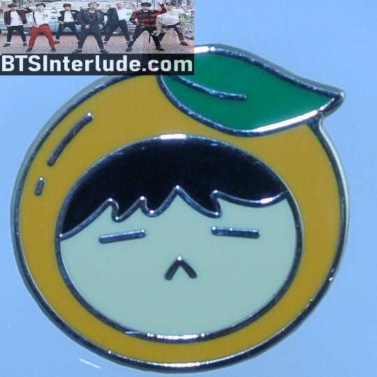 BTS PIN ENAMEL SILVER SUGA MIN YOONGI 민윤기 FACE INSIDE TANGERINE BADGE BUTTON