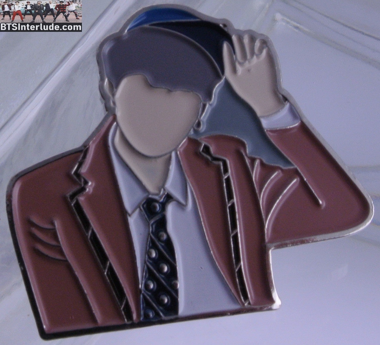 BTS PIN ENAMEL SILVER SUGA MIN YOONGI 민윤기 MAP OF THE SOUL 7 MOTS CAP BADGE BUTTON