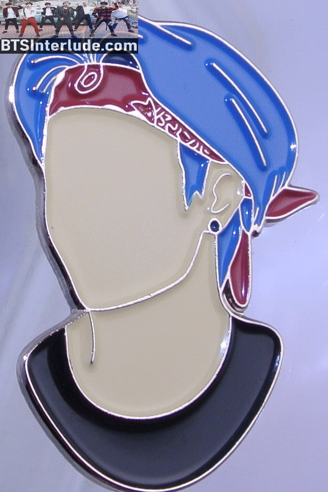 BTS PIN ENAMEL SILVER V KIM TAEHYUNG 김태형 BLUE HAIR RED BANDANA BADGE BUTTON