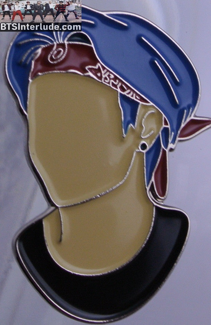 BTS PIN ENAMEL SILVER V KIM TAEHYUNG 김태형 BLUE HAIR RED BANDANA BADGE BUTTON
