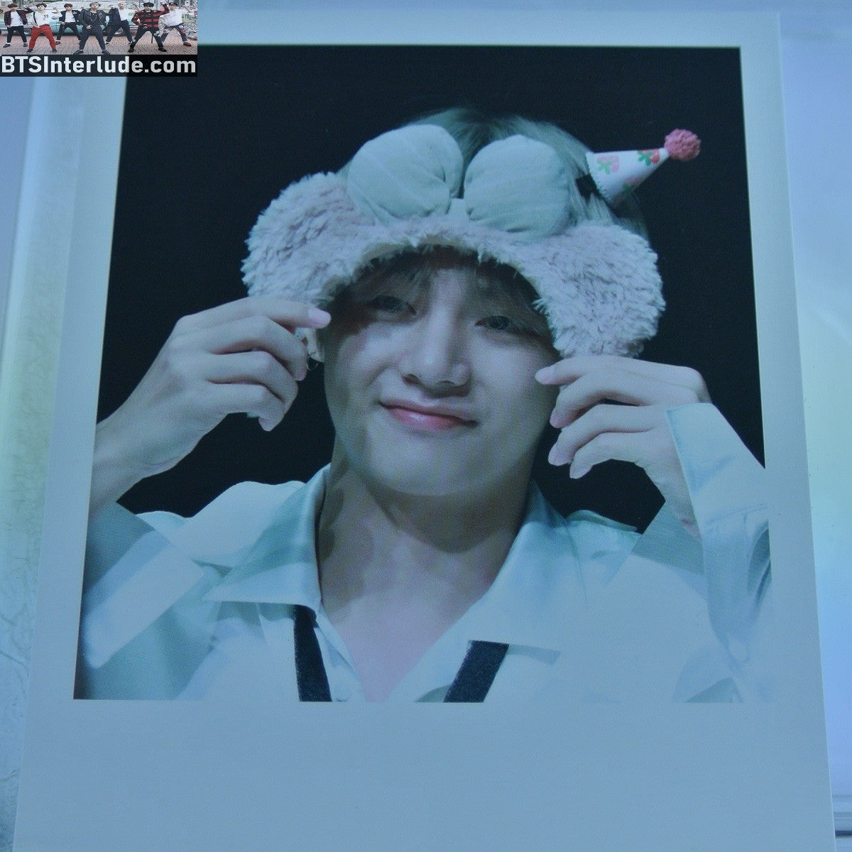BTS POLAROID FANSITE V KIM TAEHYUNG 김태형 BLOND HAIR BEAR EARS DNA ERA FANSIGN VIA FANSITE ONCE IN A VLUE MOON