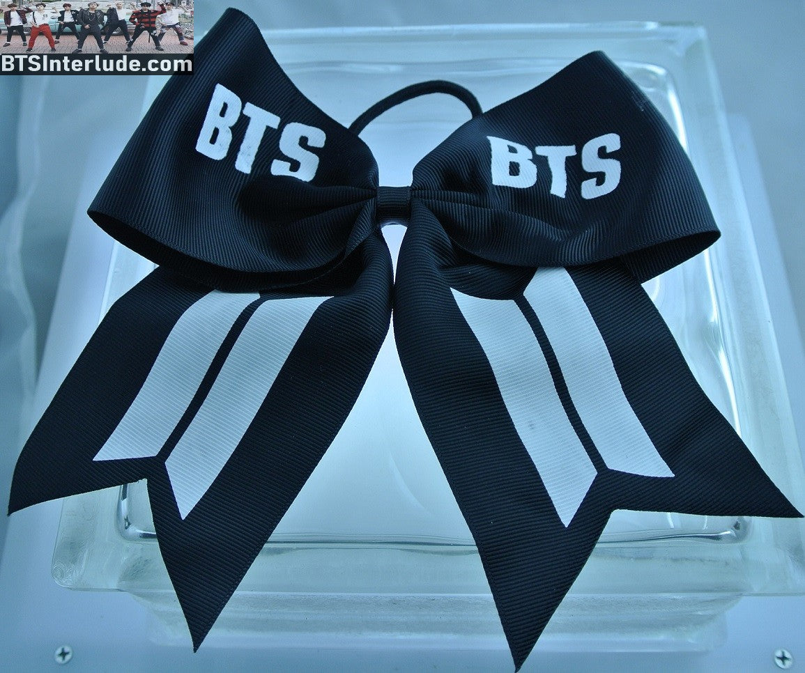 BTS PONYTAIL HOLDER GROUP BLACK WHITE BOW SLIGHT SMUDGE JUNGKOOK V JIMIN RM J-HOPE SUGA JIN SEAMLESS HAIR TIE
