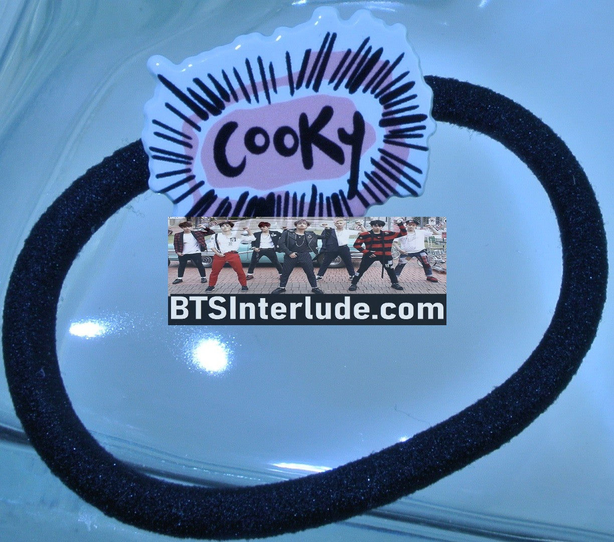 BTS PONYTAIL HOLDER BT21 COOKY JEON JUNGKOOK 전정국 PINK WHITE NAME SEAMLESS HAIR TIE