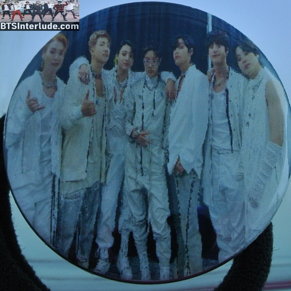 BTS PONYTAIL HOLDER BUTTON GROUP PERMISSION TO DANCE WHITE BACKSTAGE JUNGKOOK V JIMIN RM J-HOPE SUGA JIN SEAMLESS HAIR TIE