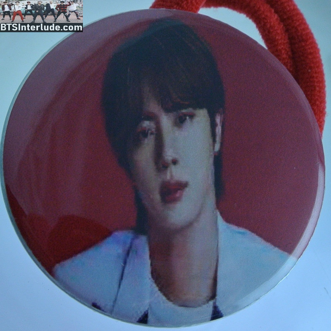 BTS PONYTAIL HOLDER BUTTON JIN KIM SEOKJIN 김석진 WHITE JACKET RED BACKGROUND SEAMLESS HAIR TIE