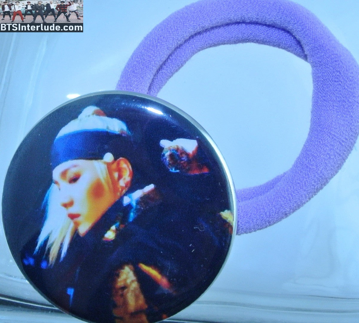 BTS PONYTAIL HOLDER BUTTON SUGA MIN YOONGI 민윤기 AGUST D SWORD BEHIND BACK PROFILE SEAMLESS HAIR TIE