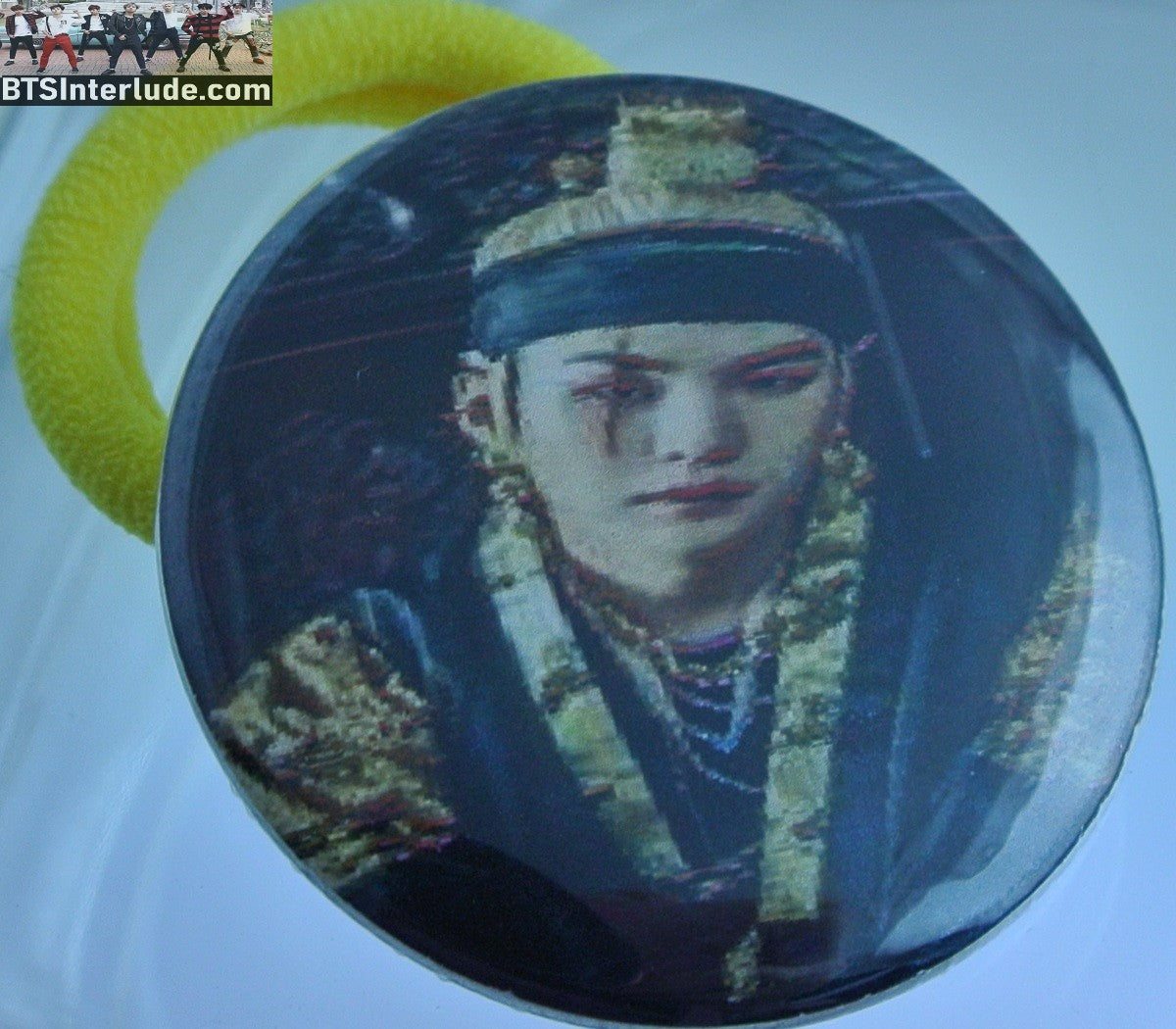 BTS PONYTAIL HOLDER BUTTON SUGA MIN YOONGI 민윤기 AGUST D THRONE SEAMLESS HAIR TIE