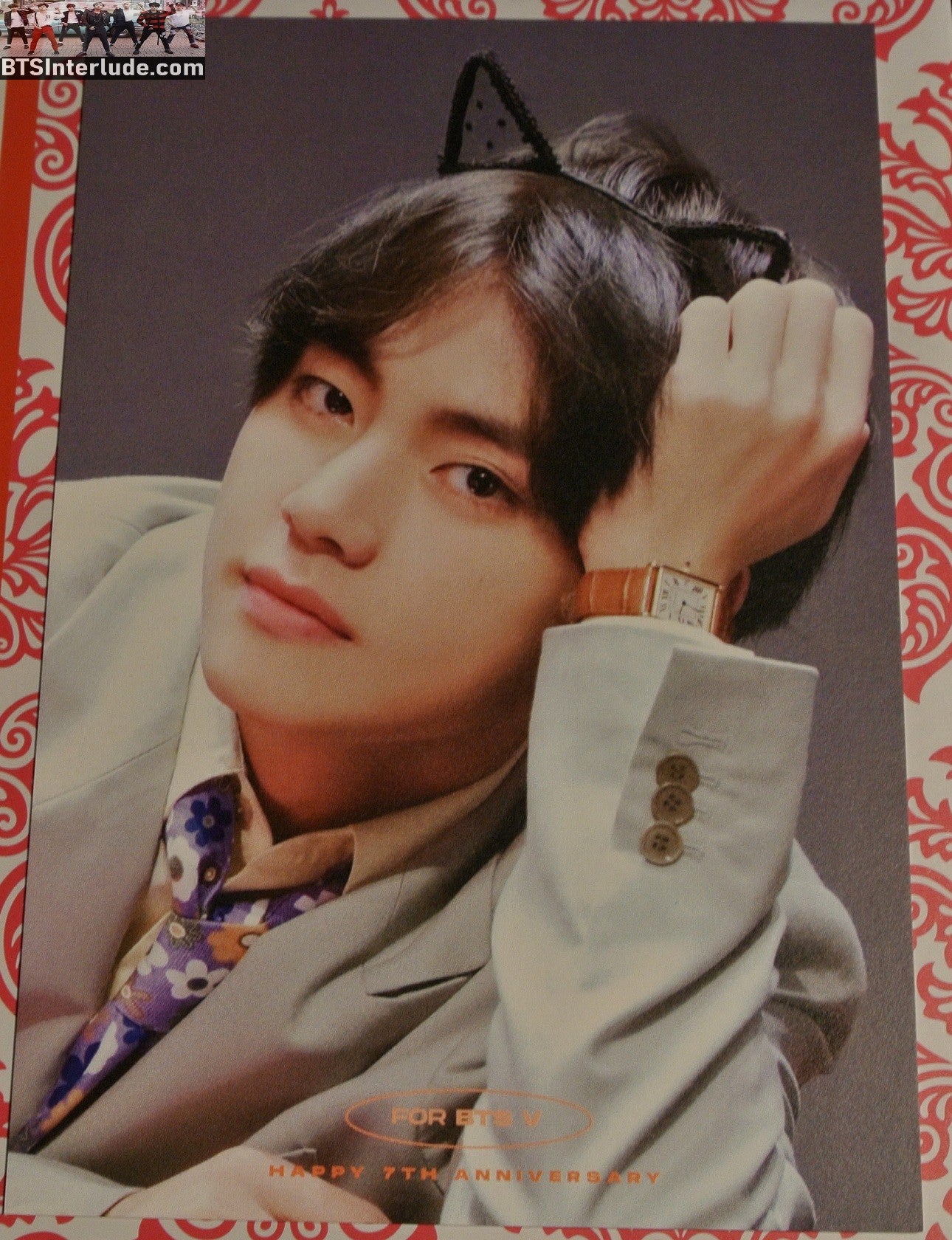 BTS POSTCARD FANSITE V KIM TAEHYUNG 김태형 BLACK CAT EARS GREY JACKET FANSIGN NUNA V FANSITE WE ARE ALWAYS TOGETHER