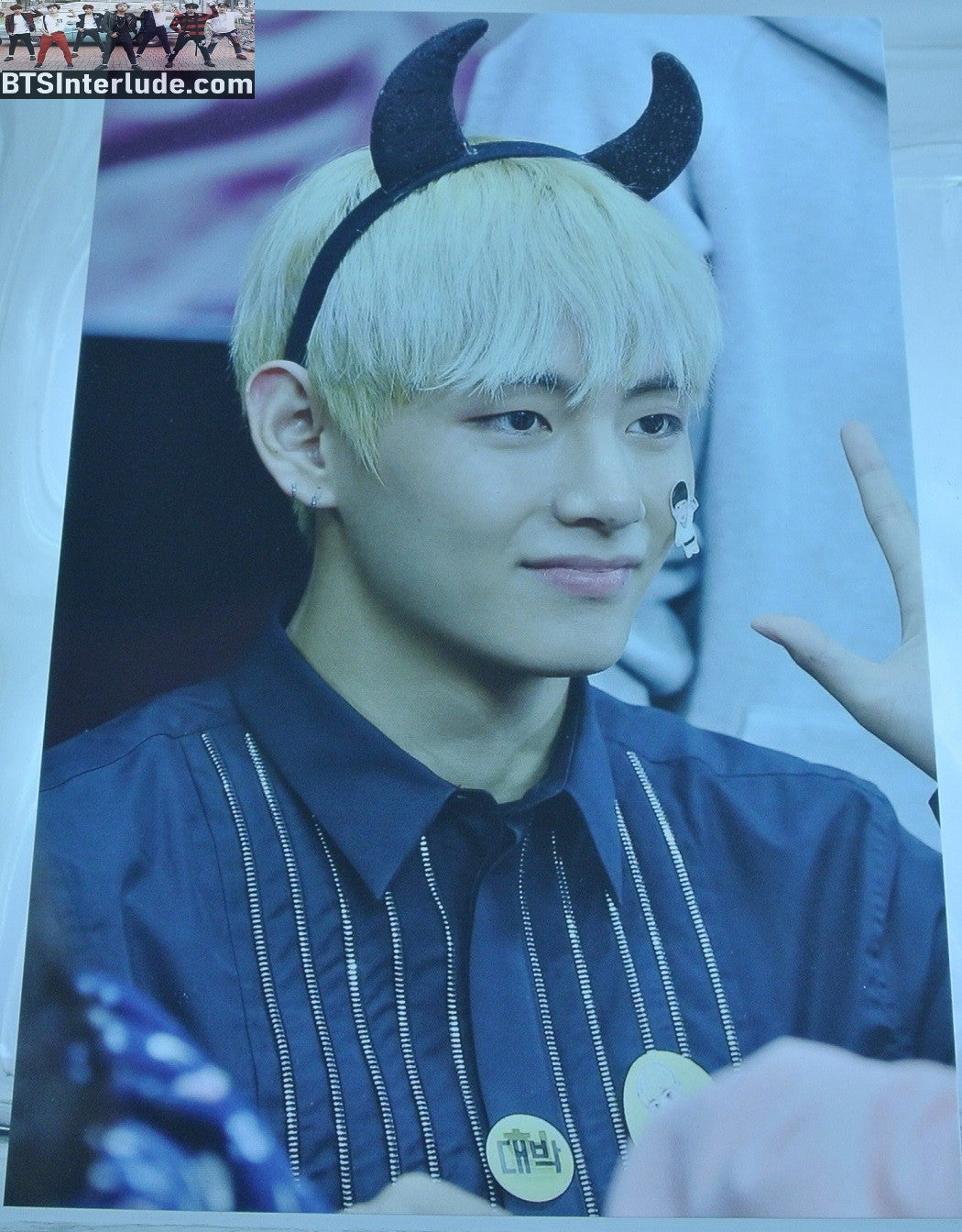 BTS POSTCARD FANSITE V KIM TAEHYUNG 김태형 BLOND HAIR BLACK DEVIL HORNS FANSIGN REVORN FANSITE