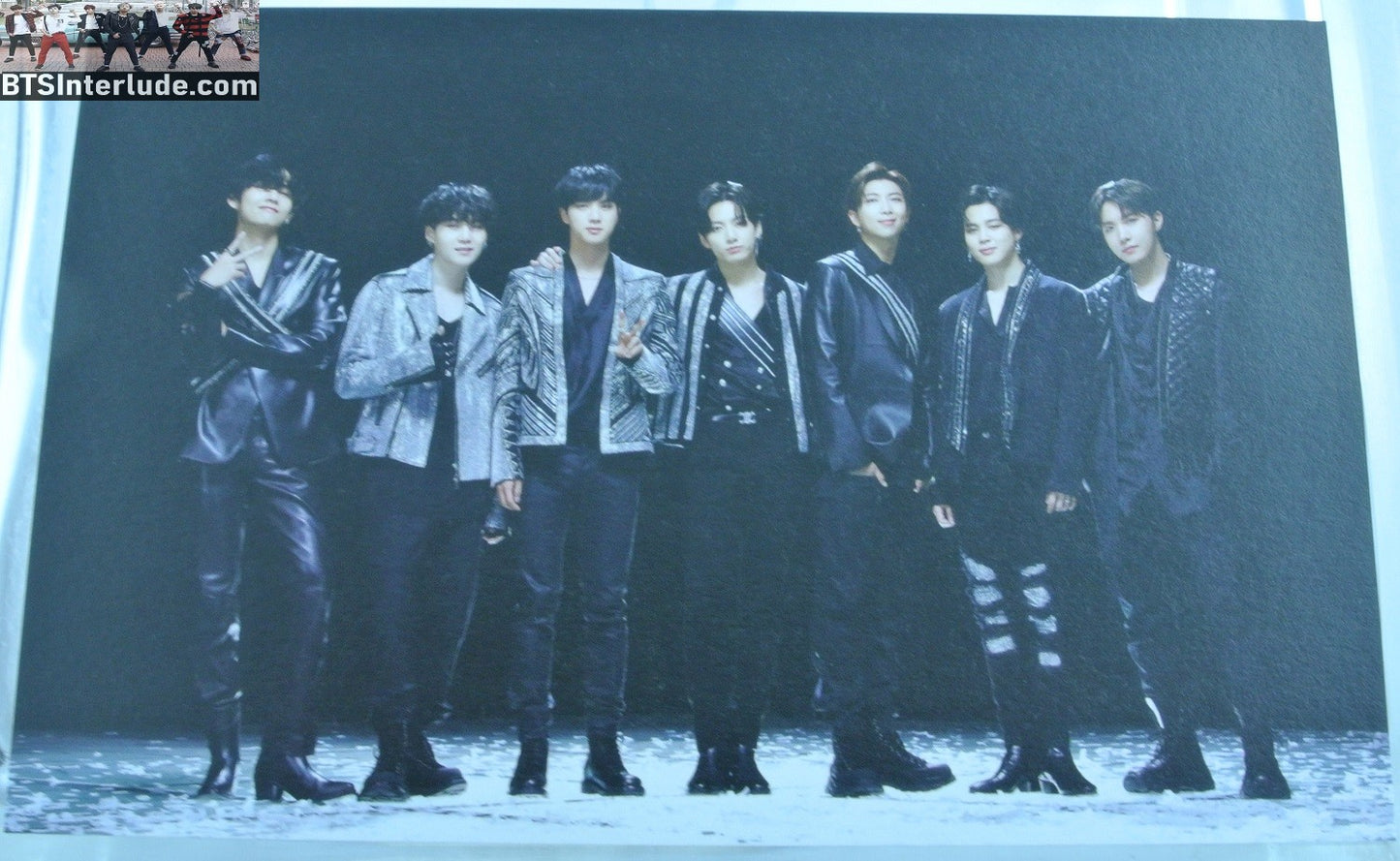BTS POSTCARD OFFICIAL GROUP MAP OF THE SOUL ON:E MOTS EXCLUSIVE TO SET NEW JUNGKOOK V JIMIN RM J-HOPE SUGA JIN OFFICIAL MERCHANDISE