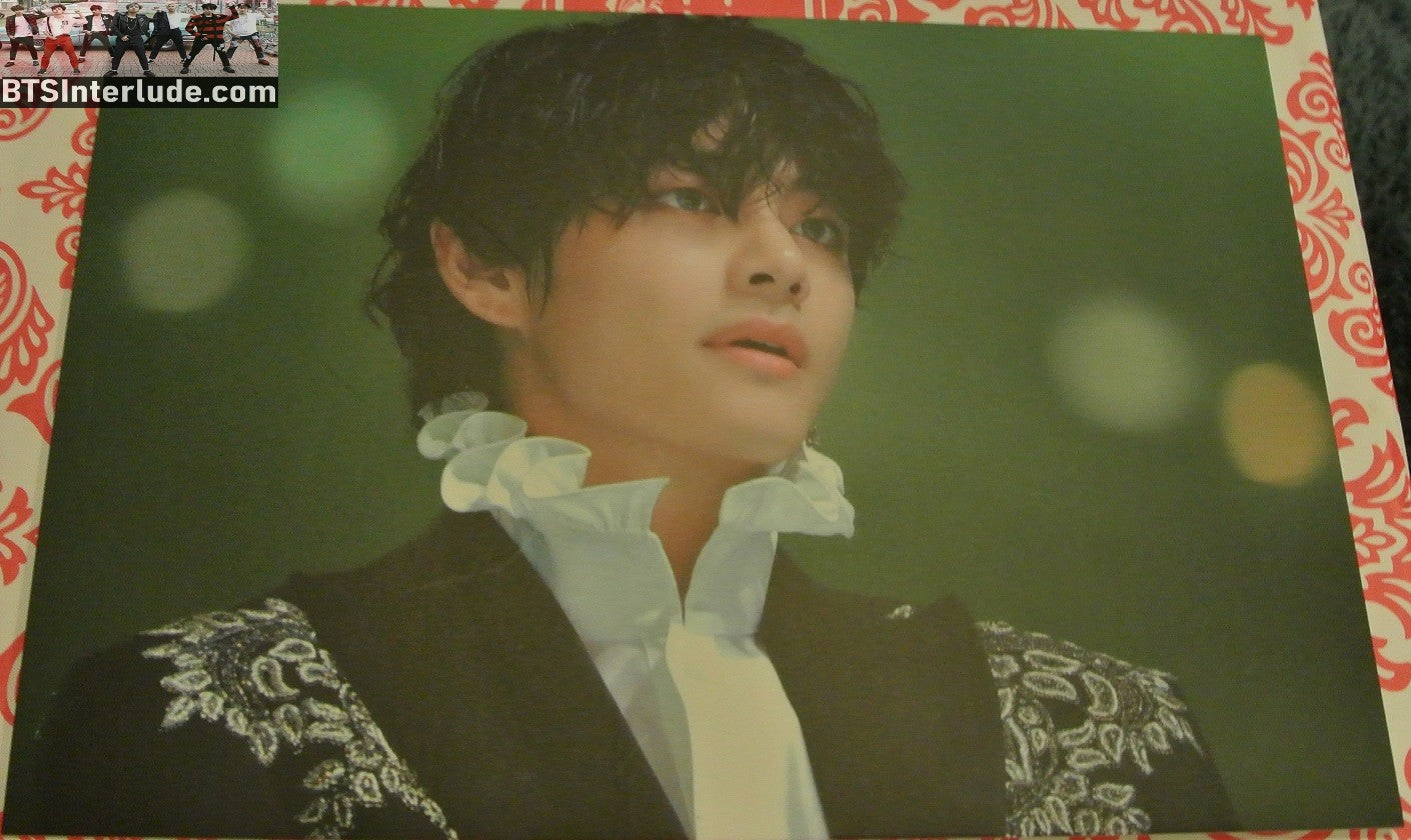 BTS POSTCARD V KIM TAEHYUNG 김태형 2019 MMAS DIONYSUS PERFORMANCE WHITE FRILLY SHIRT