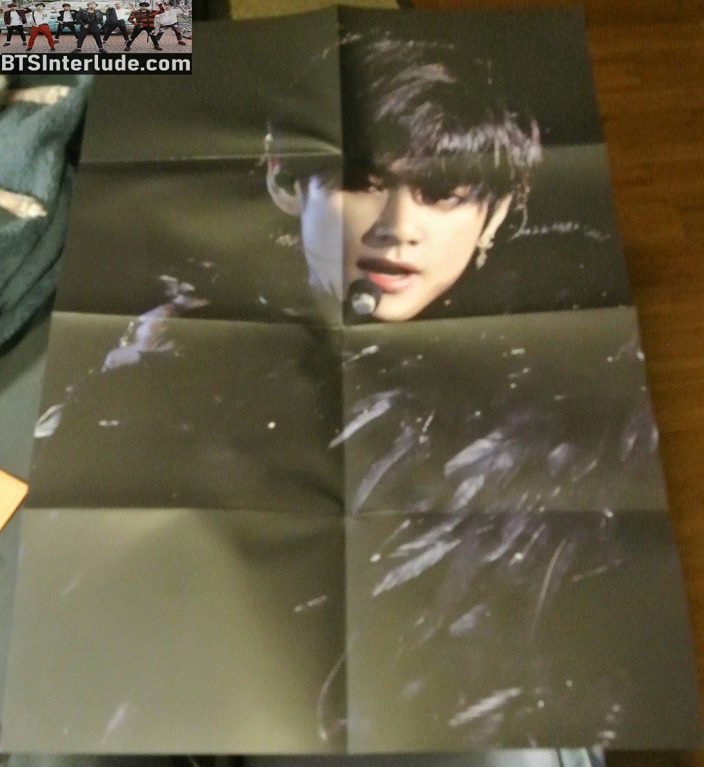 BTS POSTER FOLDED 8 PAGE V KIM TAEHYUNG 김태형 SINGULARITY BLACK FEATHERS PERFORMANCE 16.5" X 23"